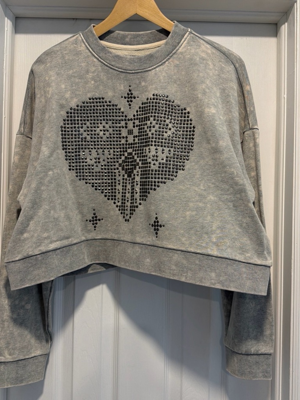 NWT One Teaspoon Gray Washed Studded Heart Crop Sweatshirt